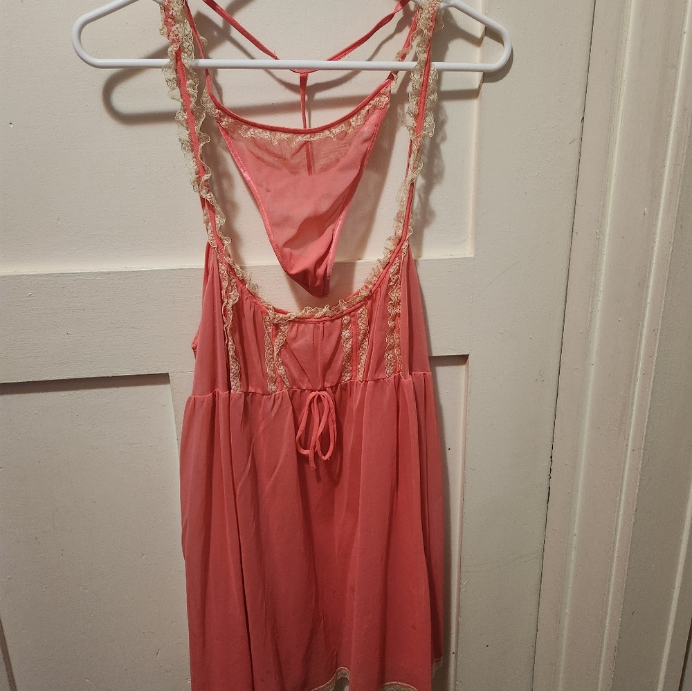 Victoria's Secret peach & lace chemise